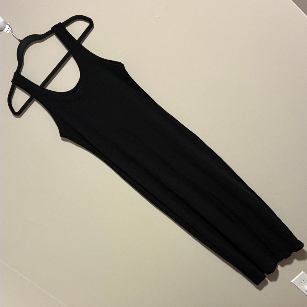 Chic Black Midi Dress